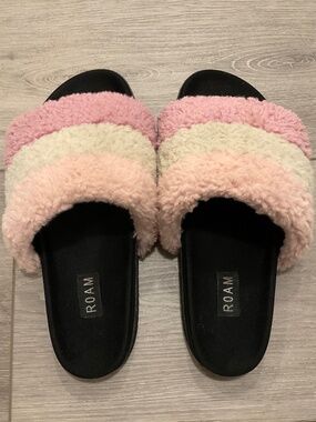 ROAM Fuzzy Puff Slipper Size EU 41